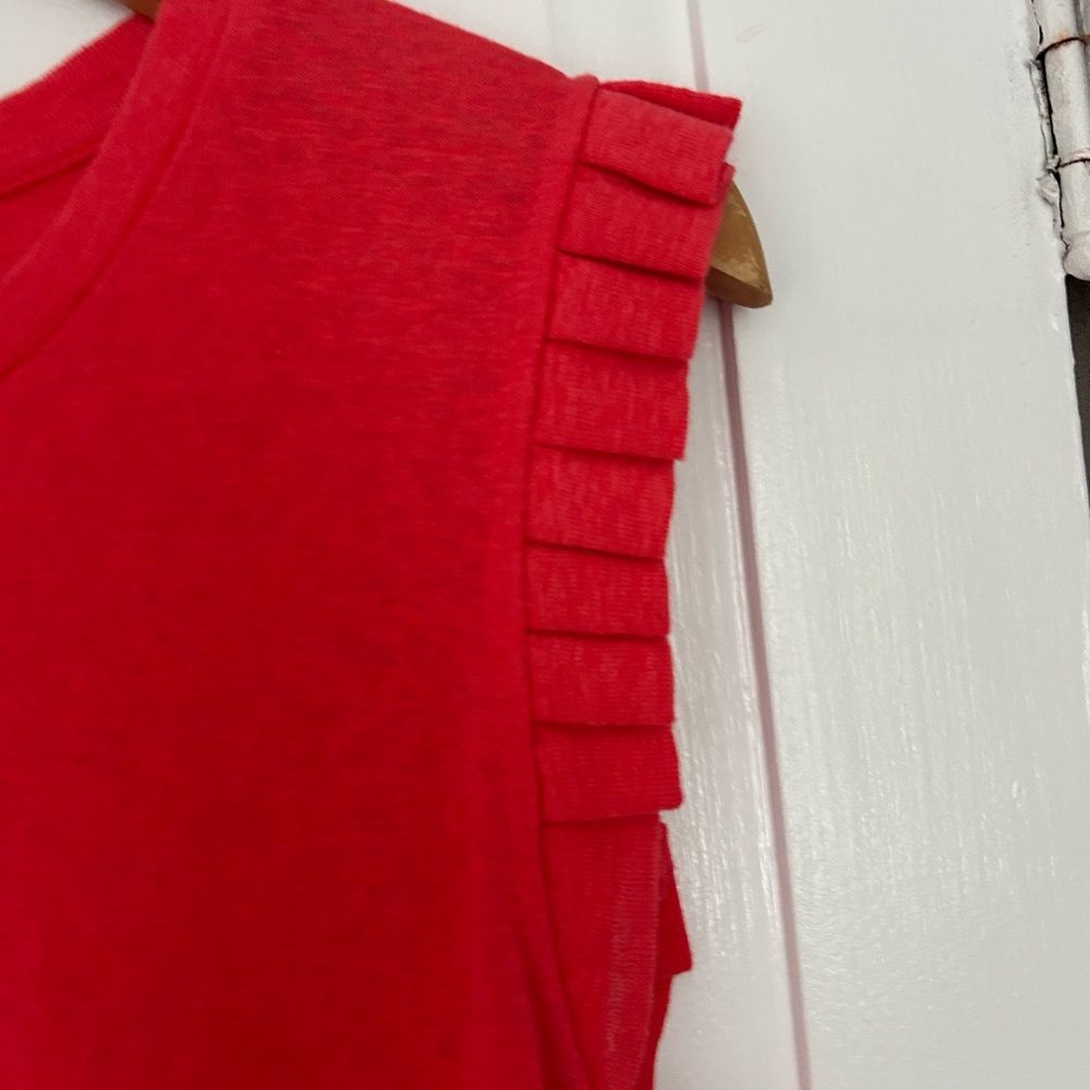 LOFT Women's Coral Sleeveless Top. Size large - Picture 2 of 5